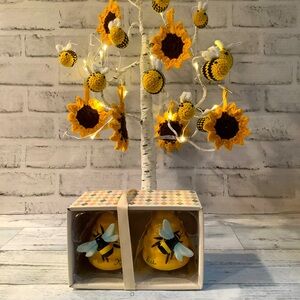 Blue Sky Ceramic Bee Salt & Pepper Shaker Set